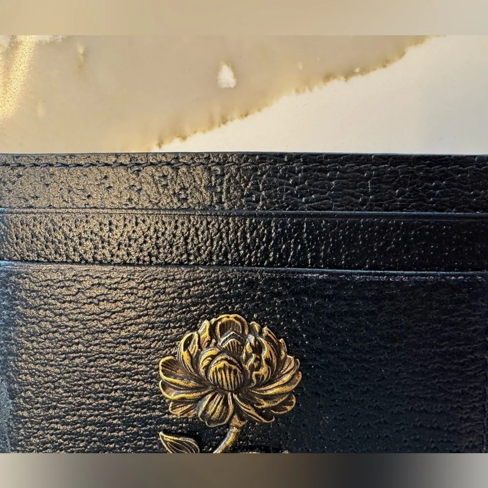 RARE Gucci Garden Black Pebbled Leather Rose Card Holder Wallet